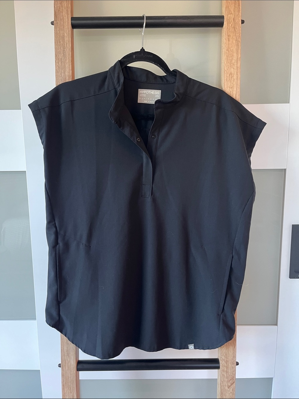 Black Cap-Sleeve Popover Tunic scrub top
